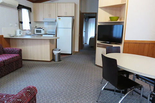 בית מלון כפרי Moama Riverside Holiday Park