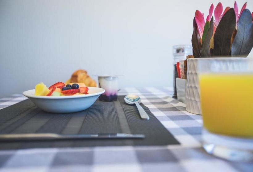 בית מלון כפרי Escape To Beautiful Mossel Bay