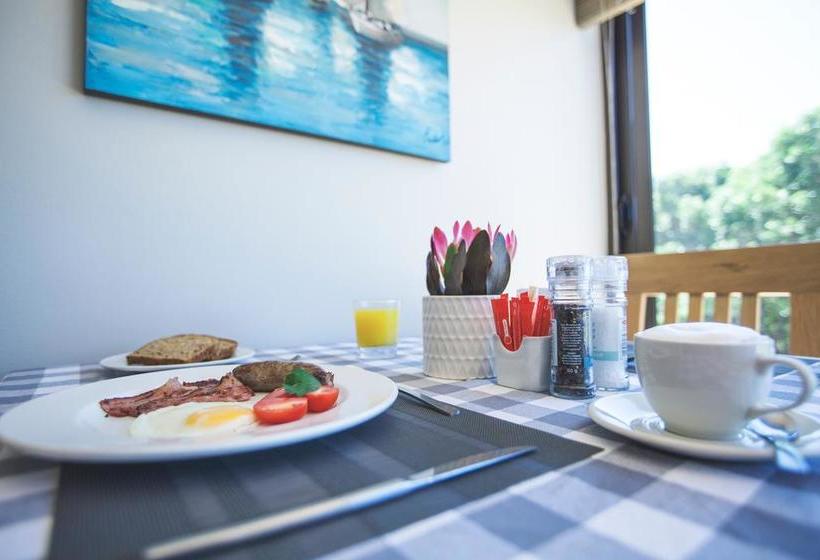 בית מלון כפרי Escape To Beautiful Mossel Bay