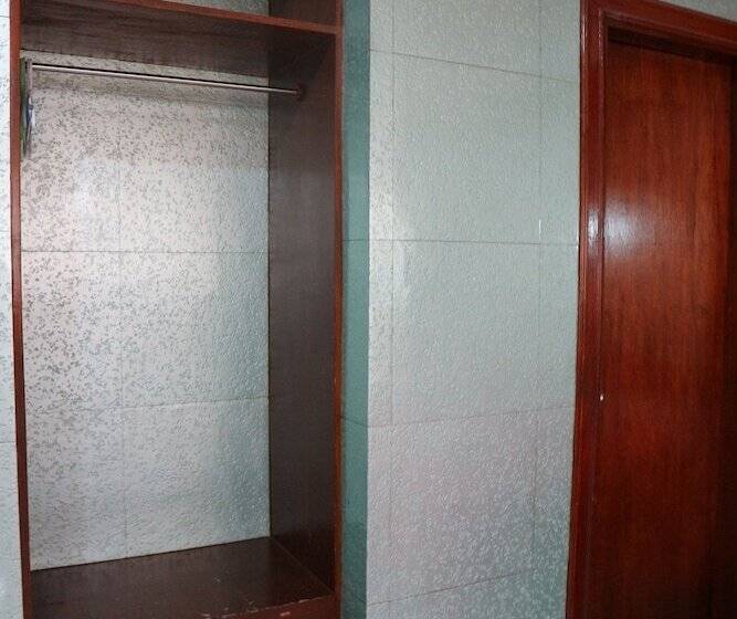 هتل Obdulia's Business Inn