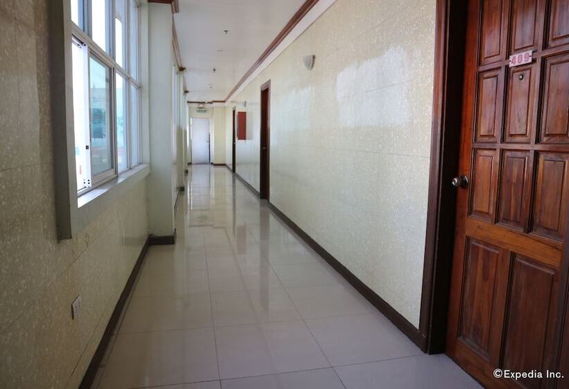 فندق Obdulia's Business Inn