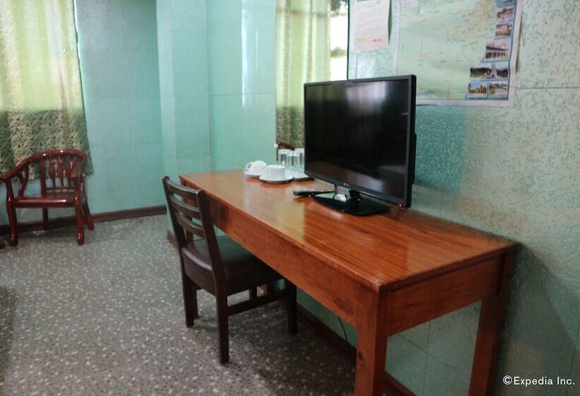 هتل Obdulia's Business Inn