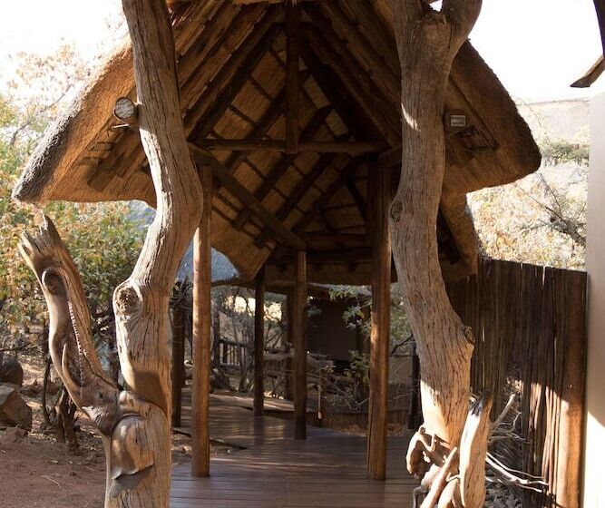 ホテル Phumelelo Lodge