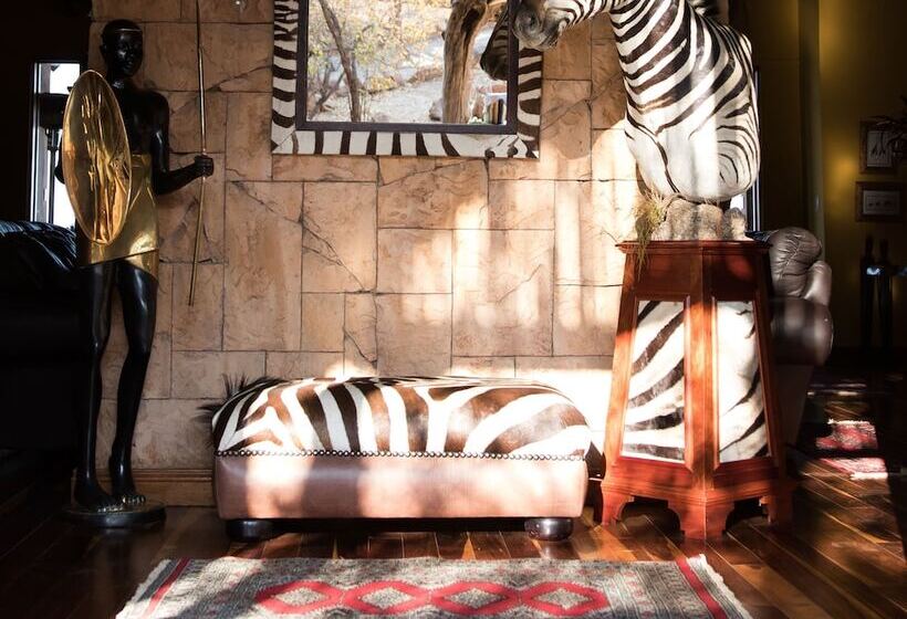 ホテル Phumelelo Lodge