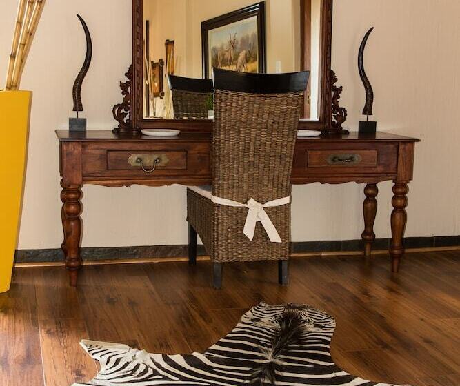 ホテル Phumelelo Lodge