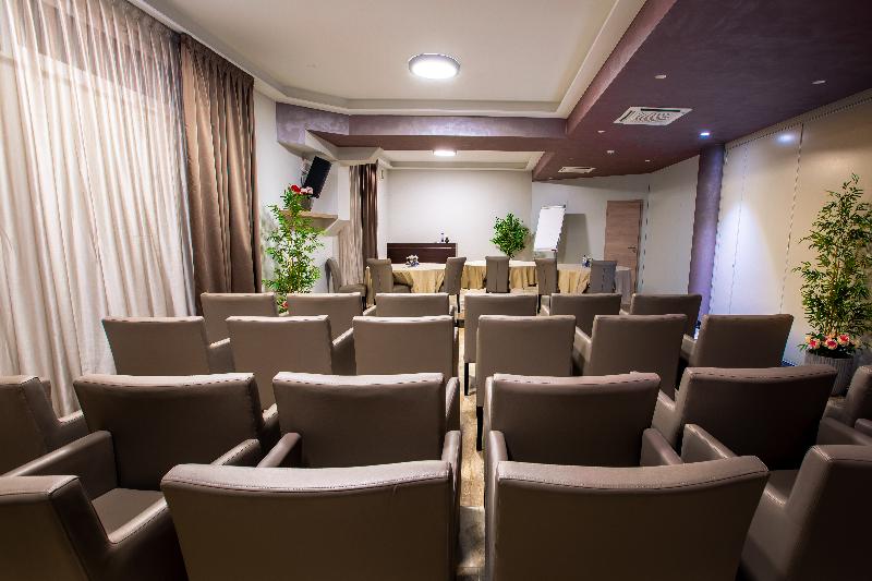 ホテル Royal Airport