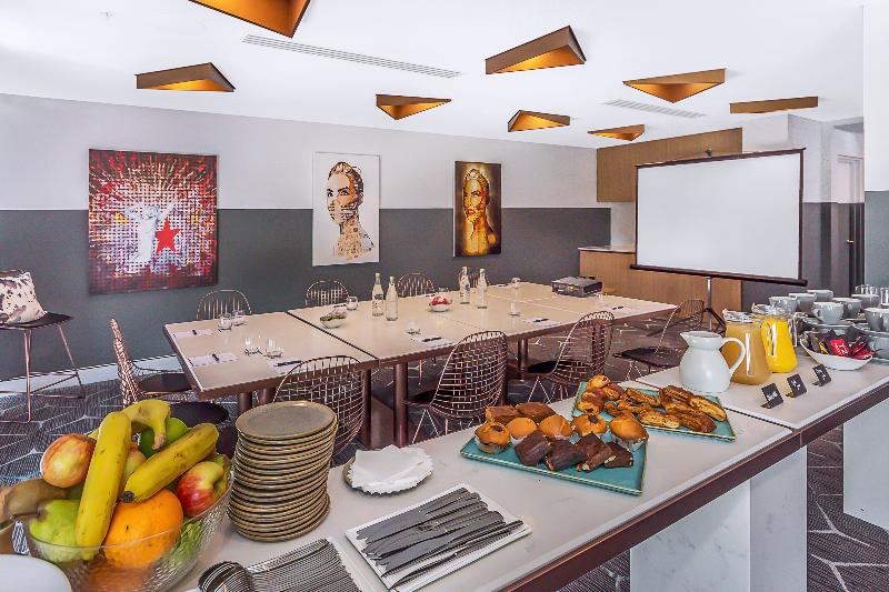 ホテル Rydges Perth Kings Square