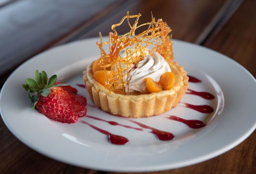 ホテル Sausage Tree Safari Camp