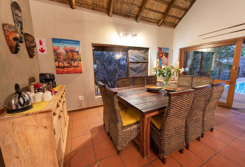 ホテル Sausage Tree Safari Camp