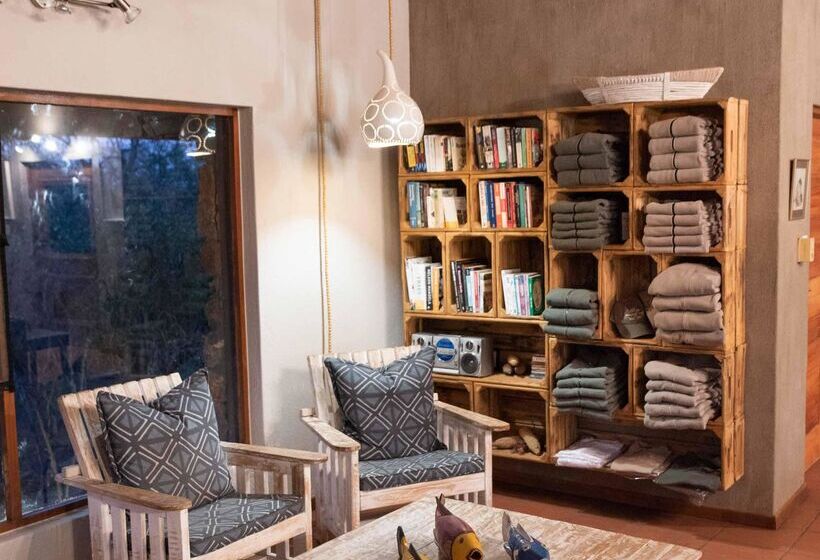 ホテル Sausage Tree Safari Camp