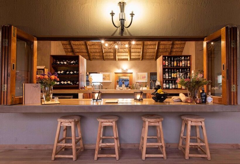 ホテル Sausage Tree Safari Camp