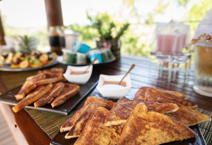 ホテル Sausage Tree Safari Camp