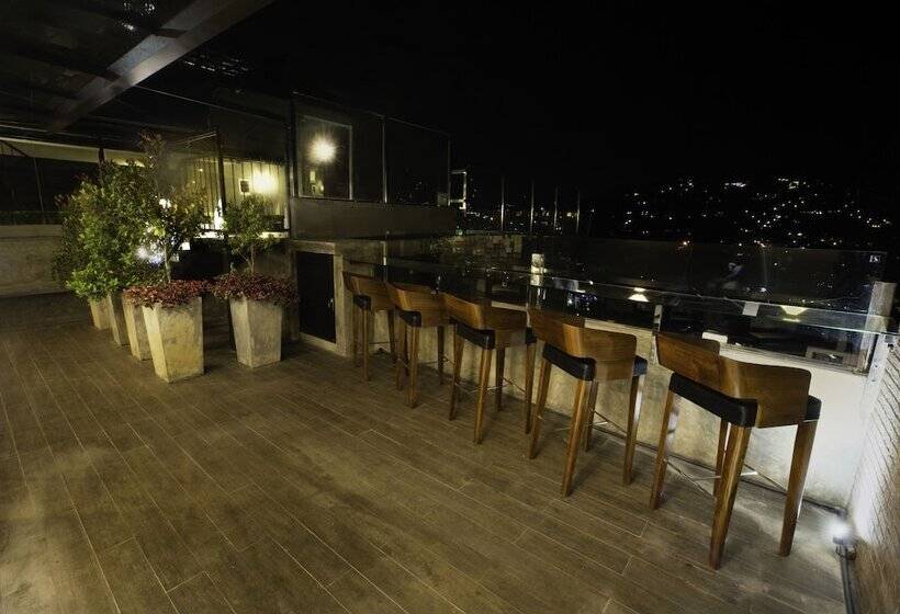 בית מלון כפרי Sevana City