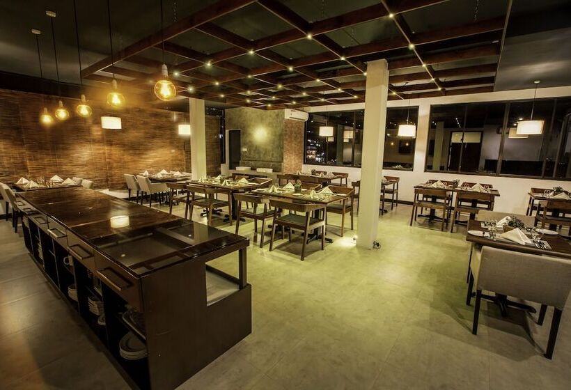 בית מלון כפרי Sevana City