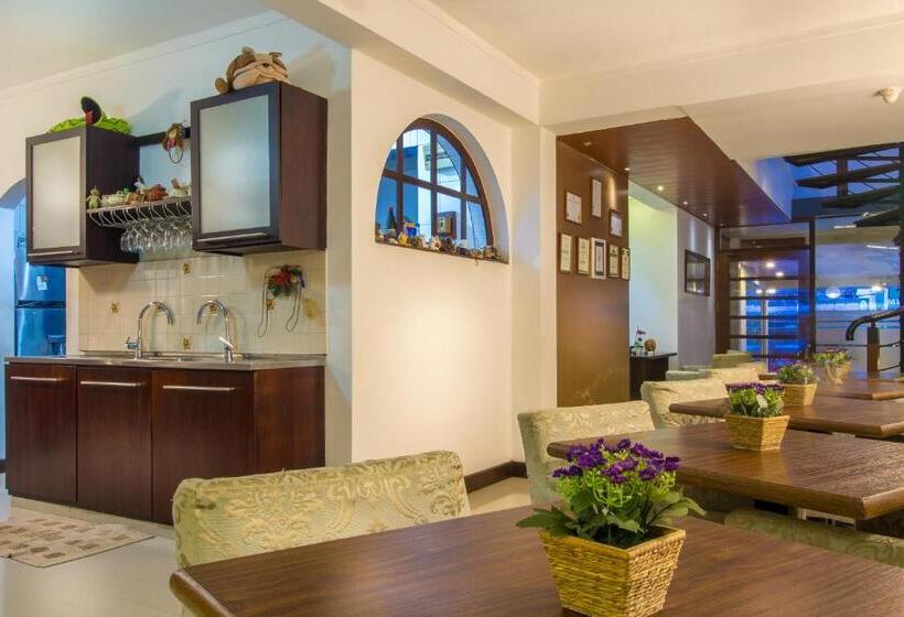 בית מלון כפרי Sevana City