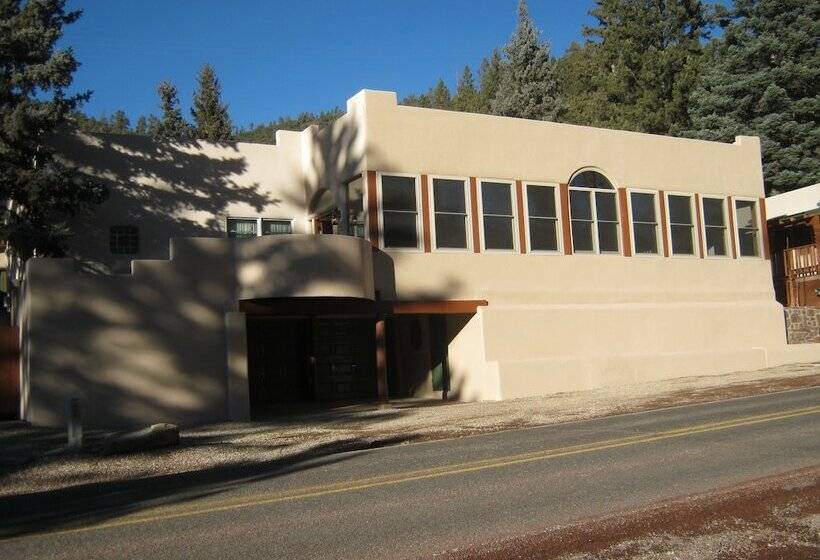 酒店 Shady Brook Inn And Resort