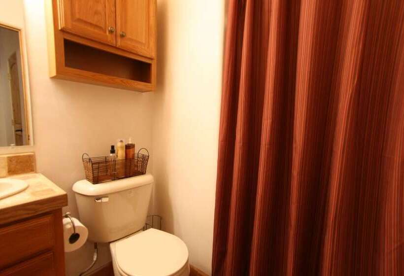 酒店 Shady Brook Inn And Resort