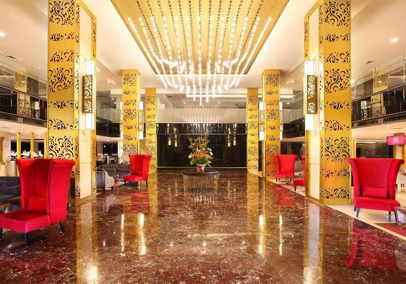 Swiss Belhotel Makassar