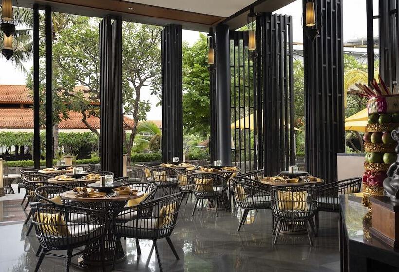 בית מלון כפרי The Anvaya Beach Resort  Bali