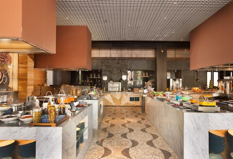 בית מלון כפרי The Anvaya Beach Resort  Bali