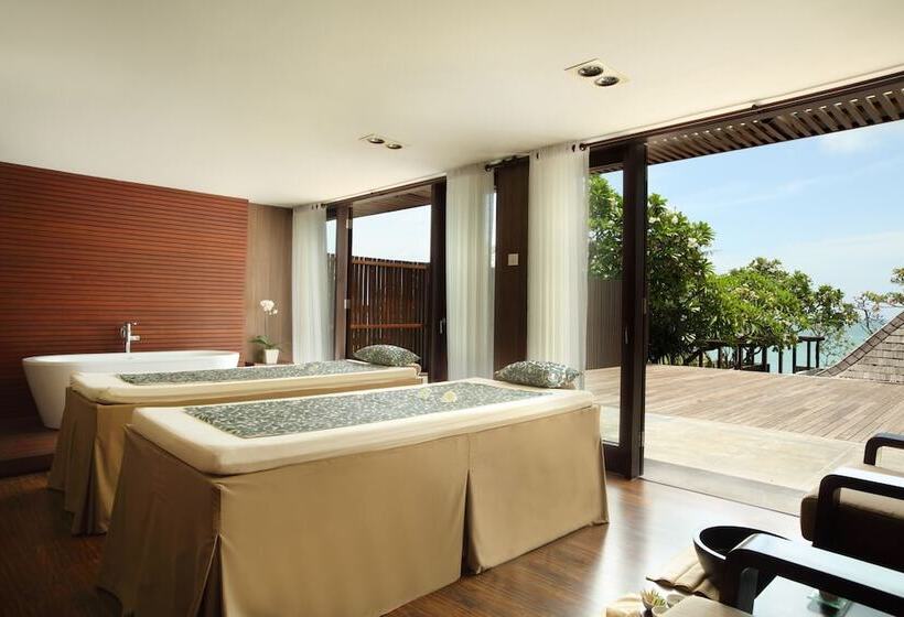 בית מלון כפרי The Anvaya Beach Resort  Bali