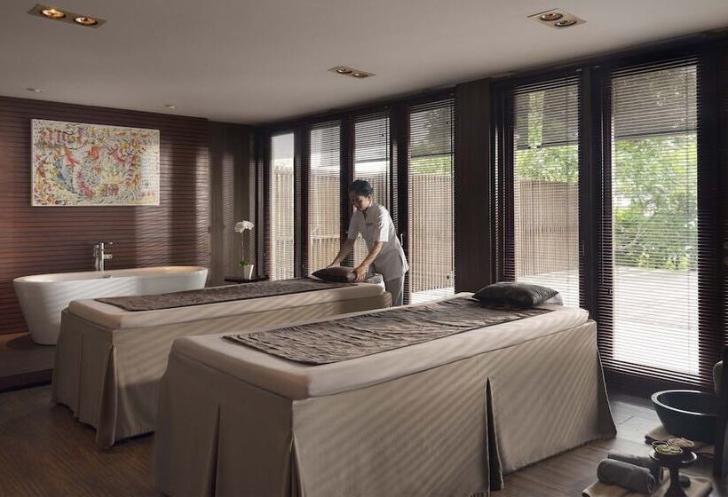 בית מלון כפרי The Anvaya Beach Resort  Bali