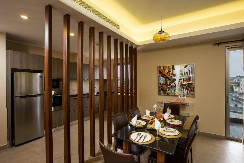 Urbano Hotel By Roots