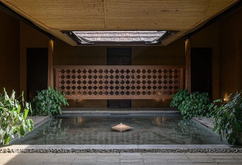 Отель Water Garden Sigiriya