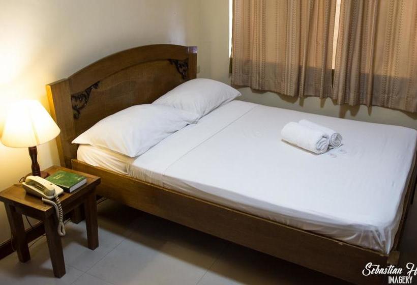 בית מלון כפרי Worldview Pension Plaza