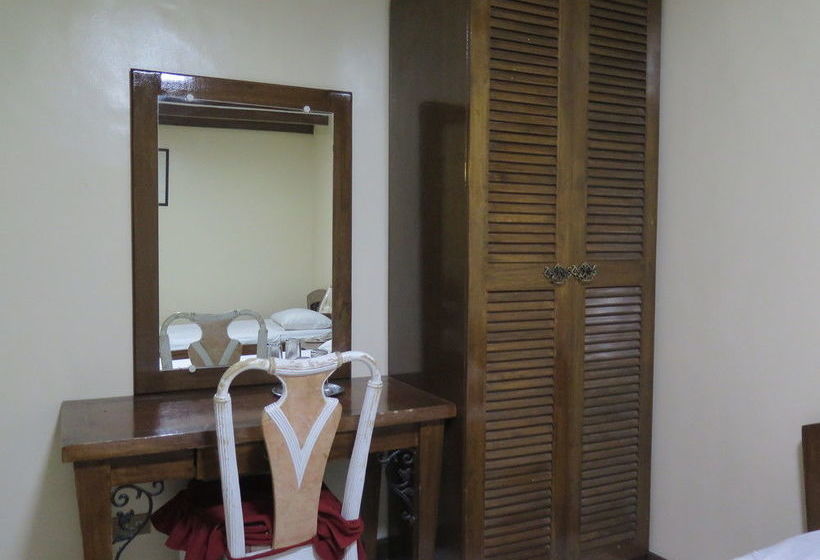 בית מלון כפרי Worldview Pension Plaza