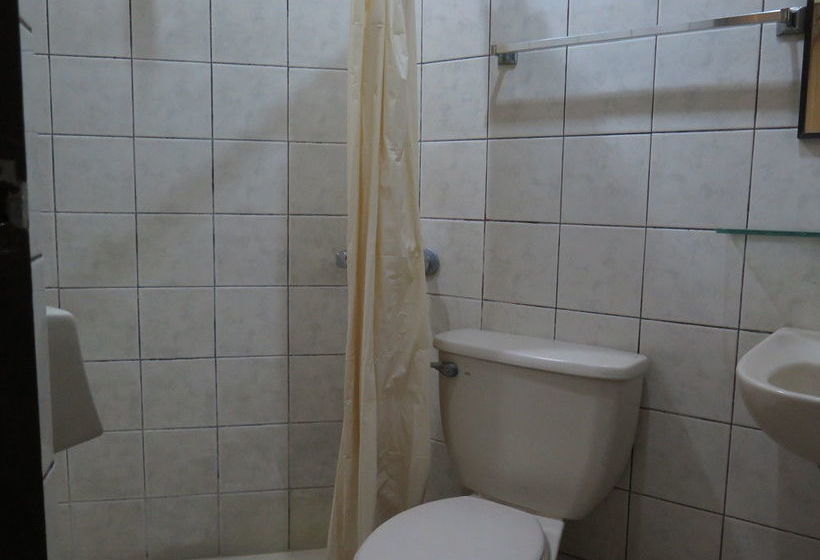 בית מלון כפרי Worldview Pension Plaza