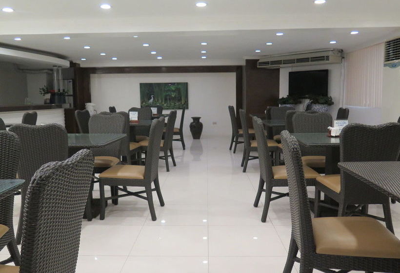 בית מלון כפרי Worldview Pension Plaza