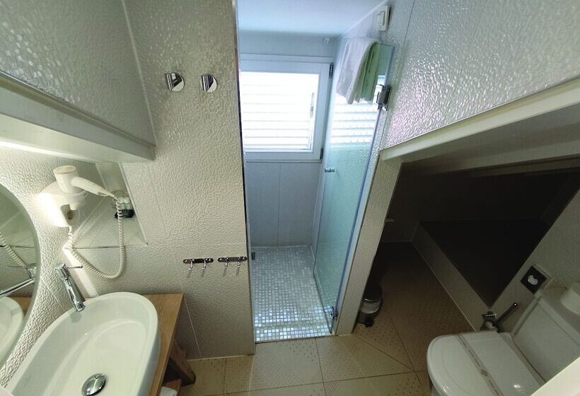 هتل Xii Century Heritage