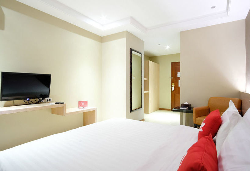 בית מלון כפרי Zen Premium Dela Chambre  Manila