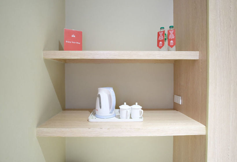 בית מלון כפרי Zen Premium Dela Chambre  Manila