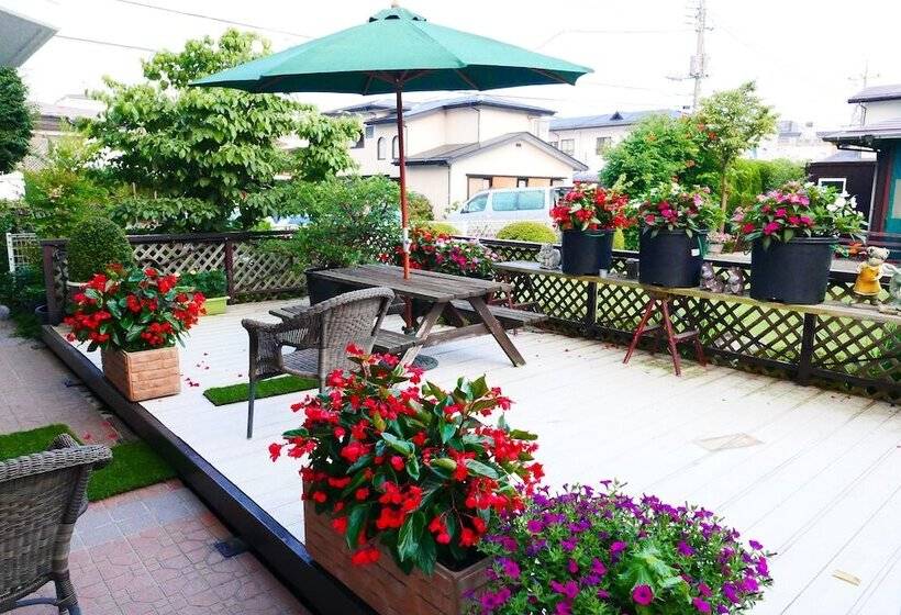 K S House Fuji View Travelers Hostel