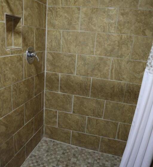 فندق على الطريق Budget Inn