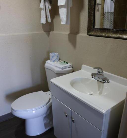 فندق على الطريق Budget Inn