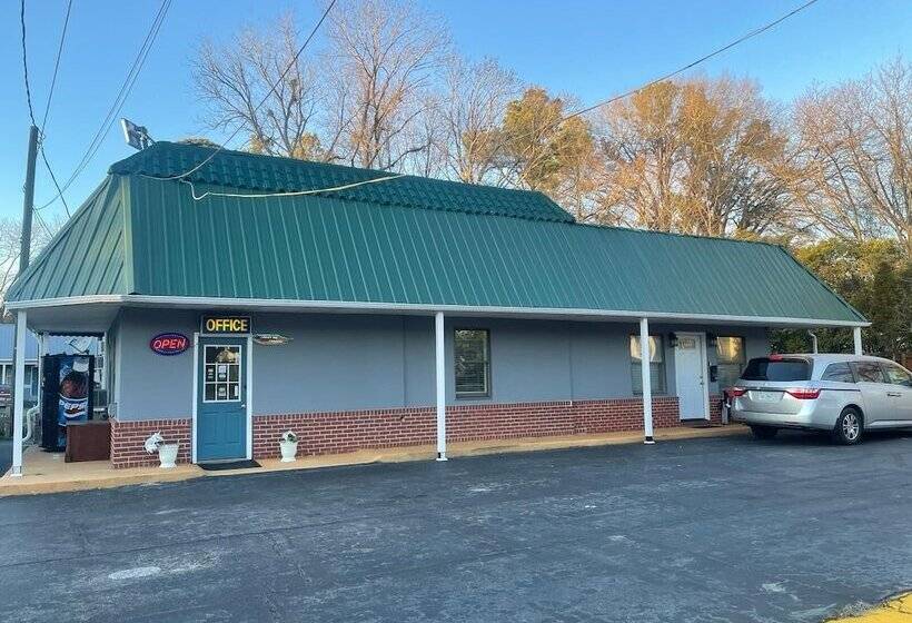 فندق على الطريق Budget Inn Express