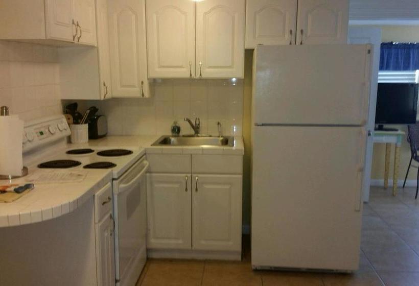 فندق على الطريق The Sea Gypsy Inn