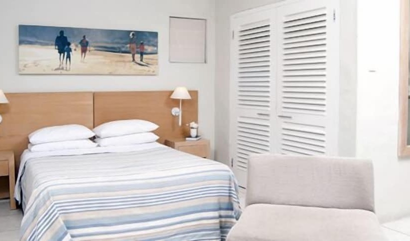 Mykonos Holidays @ Club Mykonos