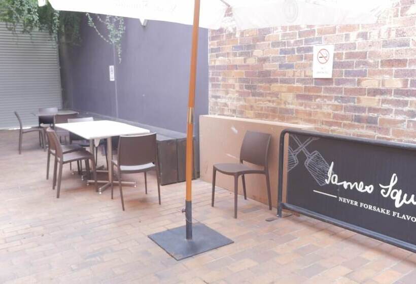 National Hotel Toowoomba