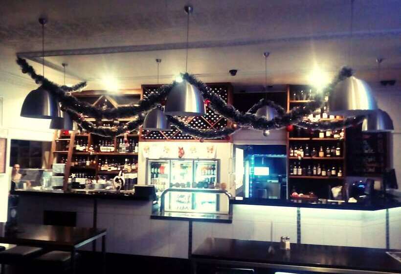 National Hotel Toowoomba