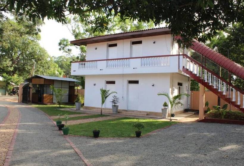 Nirmala Hotel And Restaurant