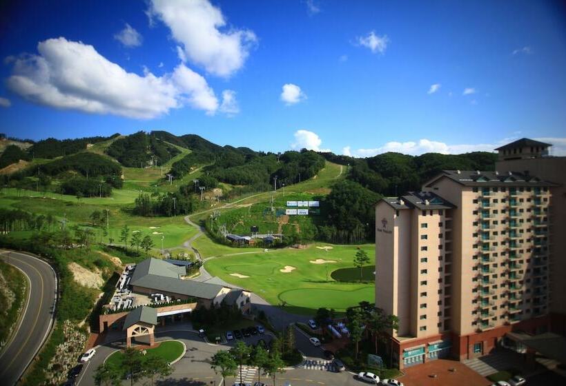 Oak Valley Resort