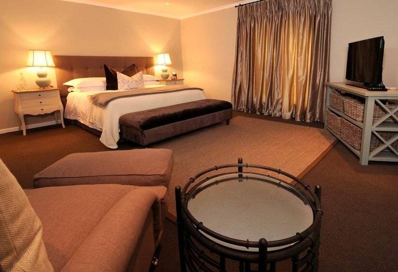 Пансион 8a Grahamstown By The Oyster Collection