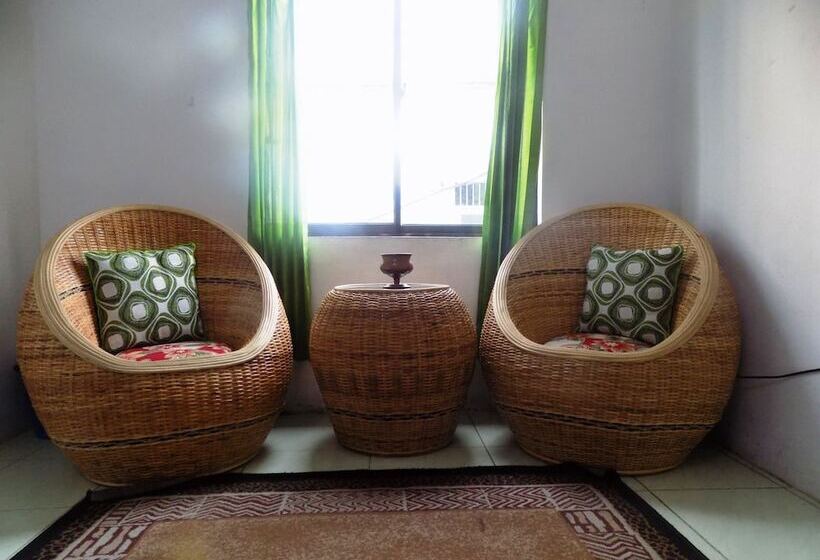 بنسيون Amelia 2 Guest House