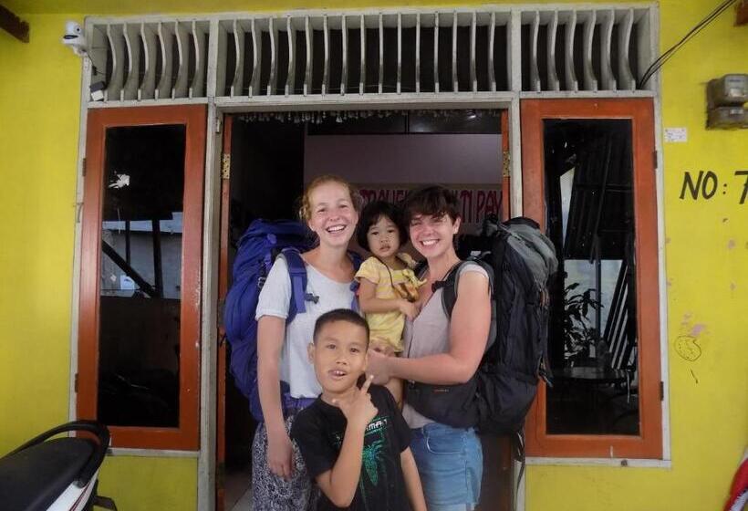 بنسيون Amelia 2 Guest House