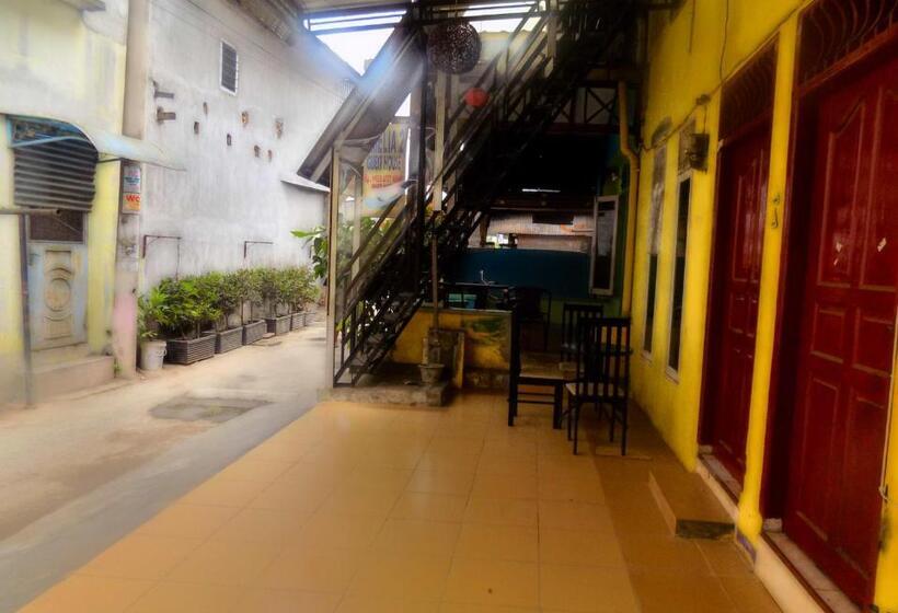 بنسيون Amelia 2 Guest House