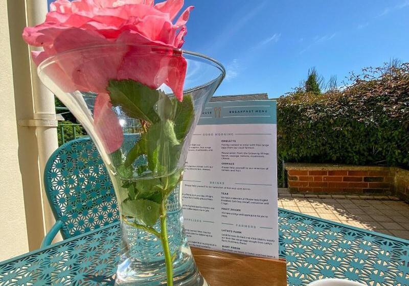 פנסיון Bendene Townhouse